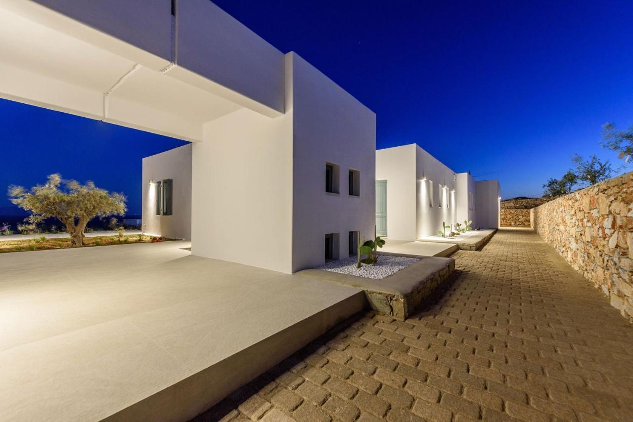 Villa Complex White And Rocks Páros Exterior foto